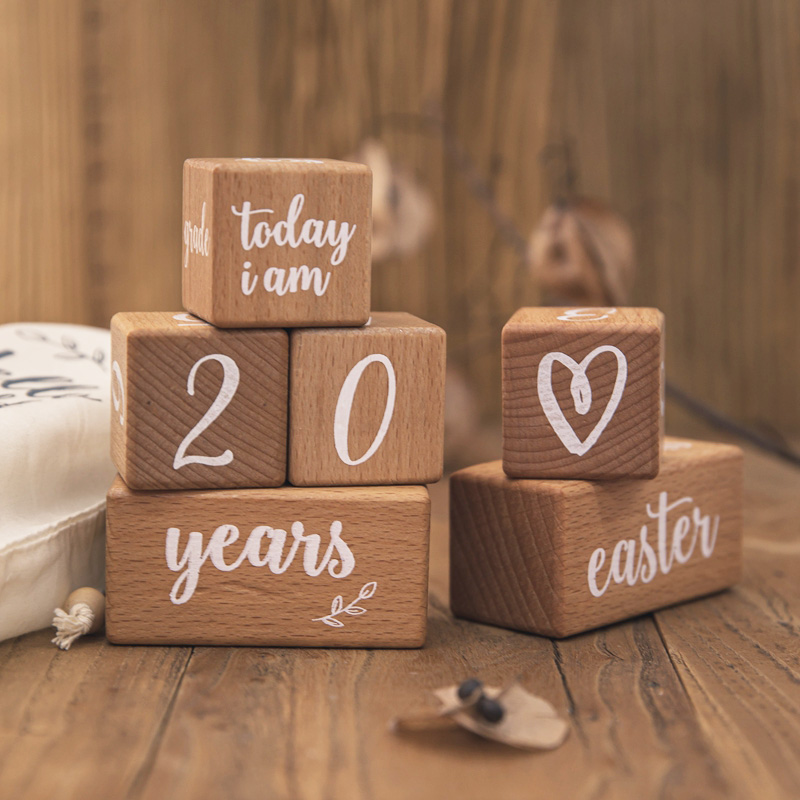 1Set-Baby-Milestone-Cards-Wooden-Block-With-Box-Commemorate-Baby-Birth-Photography-Prop-Block-Newborn-Photography